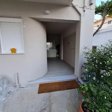 Kyriaki's House Apartmán *